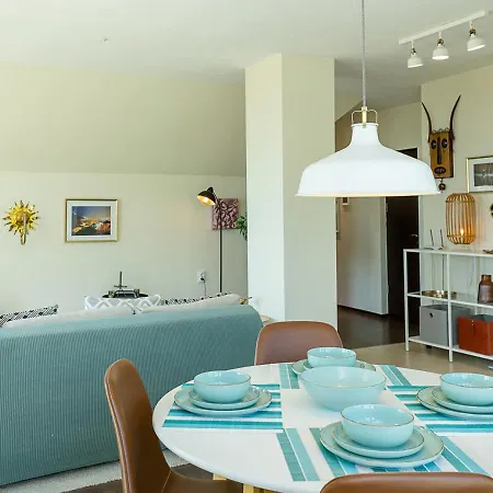 Panoramic Sea-view I 2-bedroom Flat With Terrace By Flat Manаger דירה בלצ'יק