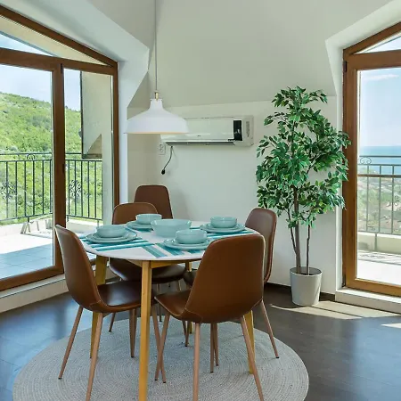 Panoramic Sea-view I 2-bedroom Flat With Terrace By Flat Manаger * Balchik