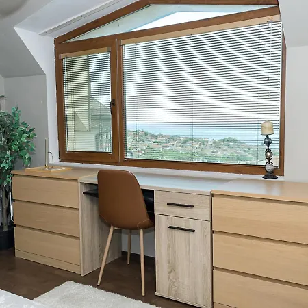 Panoramic Sea-view I 2-bedroom Flat With Terrace By Flat Manаger דירה